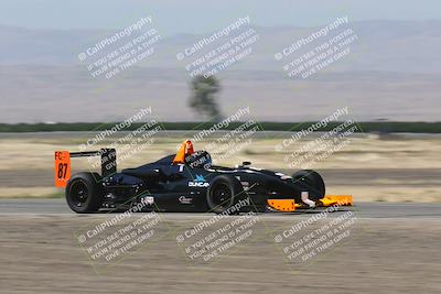 media/Jun-02-2024-CalClub SCCA (Sun) [[05fc656a50]]/Group 6/Qualifying/